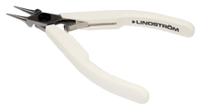 Load image into Gallery viewer, 7590 Lindstron Round Nose Tipped Pliers with Synthetic Handle